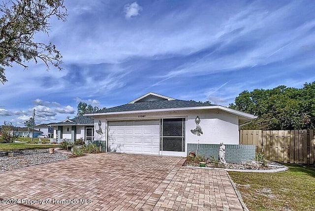 view of front facade with a garage