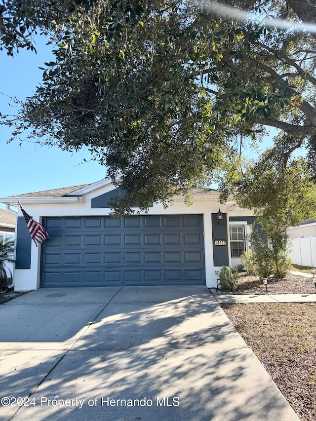 view of front of property