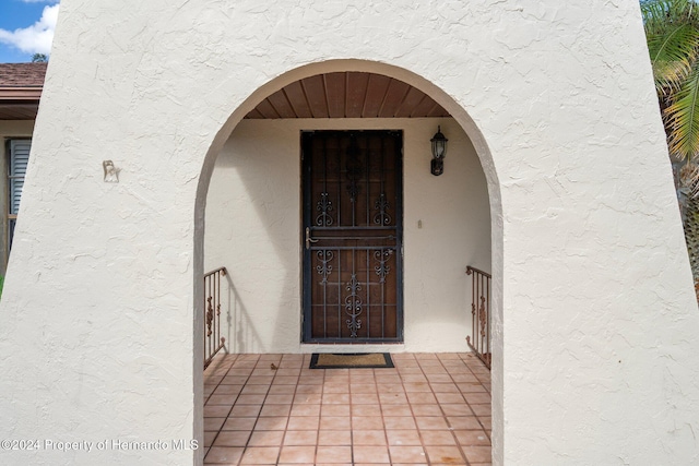 view of property entrance