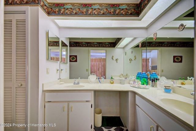 bathroom with vanity