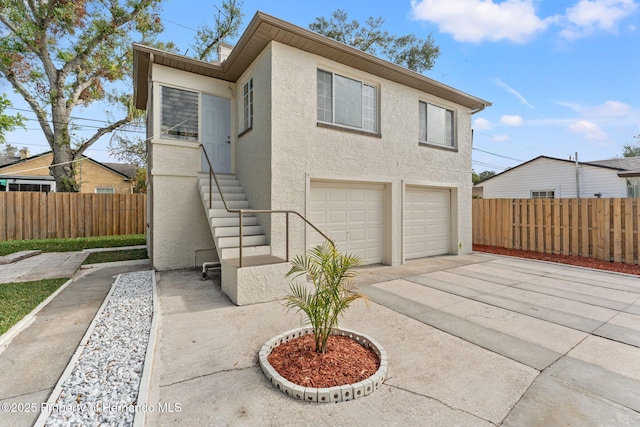 view of front facade featuring a garage