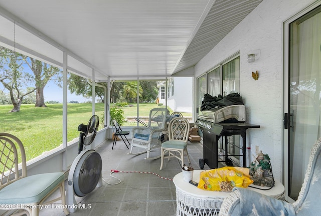 view of sunroom / solarium