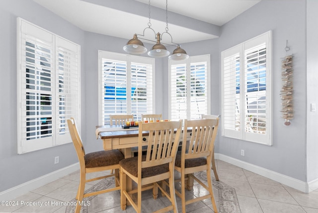 dining room featuring light tile patterned floors