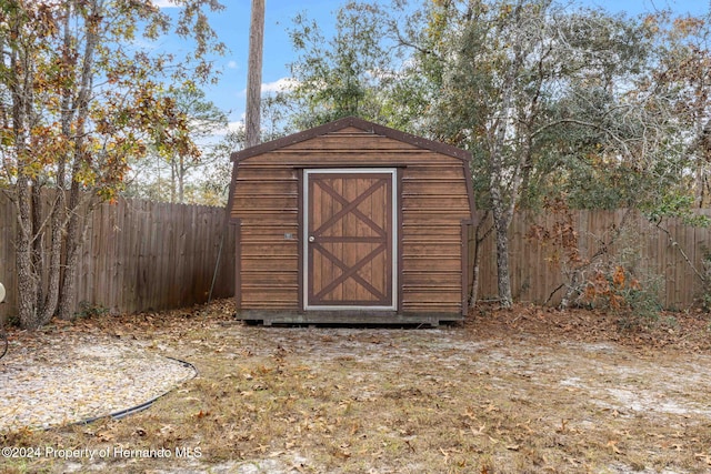 view of outbuilding