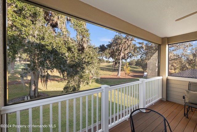 exterior space featuring a lawn