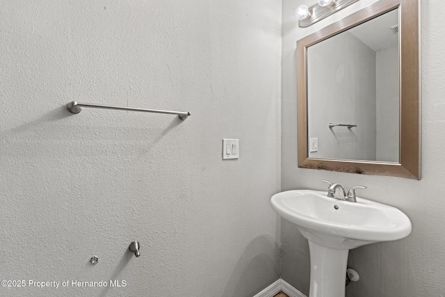 37351 Neighbors Path, Zephyrhills, FL 33542 - view of bathroom
