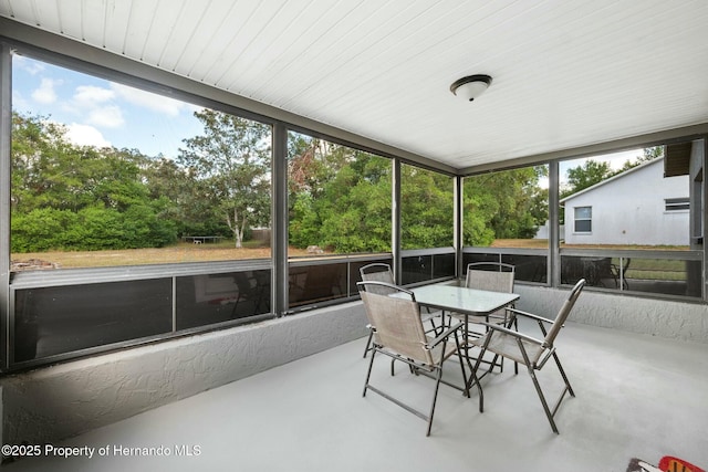 view of sunroom / solarium