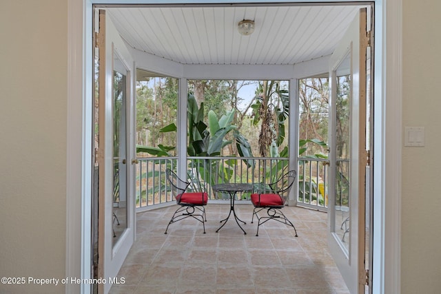 view of unfurnished sunroom