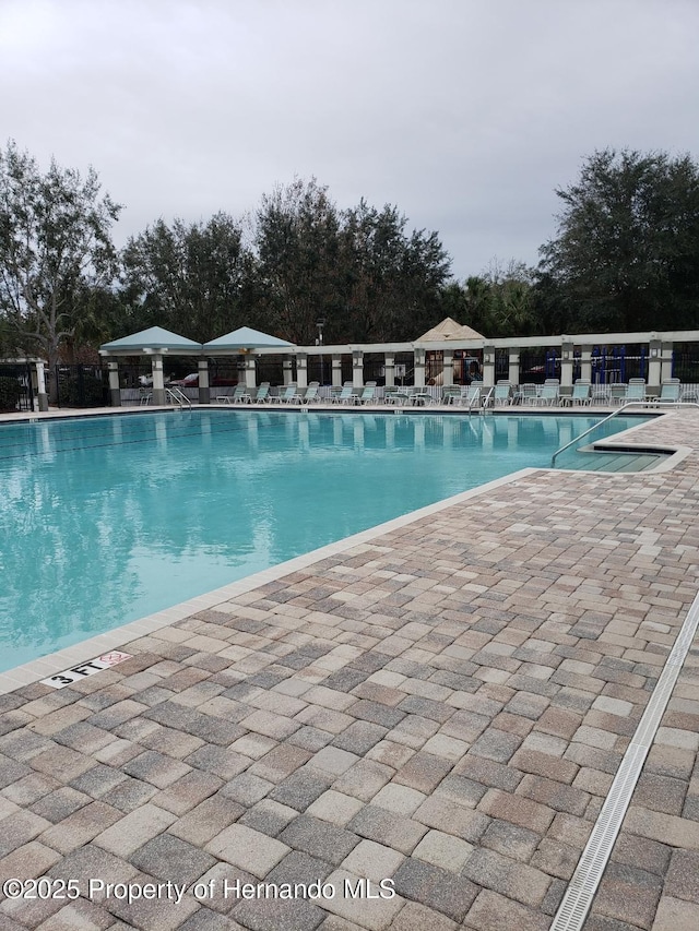 view of swimming pool