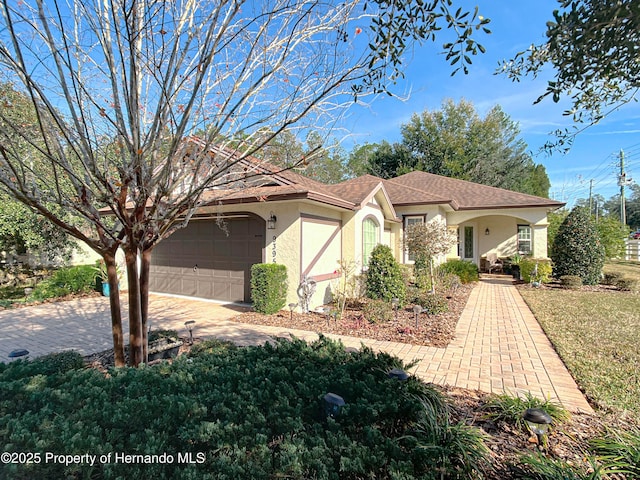 view of front of house featuring a garage