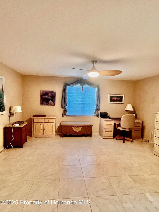 bedroom featuring ceiling fan