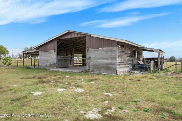 view of outdoor structure