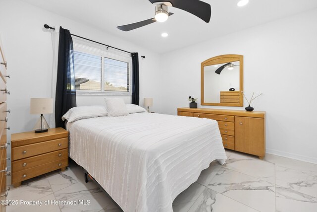 bedroom with ceiling fan