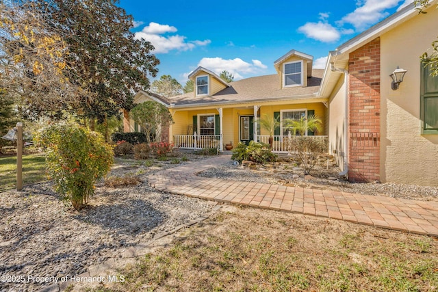 view of front of house featuring a porch