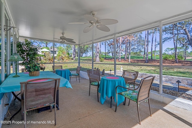 view of sunroom / solarium