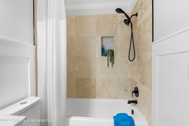 full bath with ornamental molding, shower / bath combo with shower curtain, and toilet