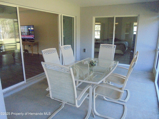 view of sunroom / solarium