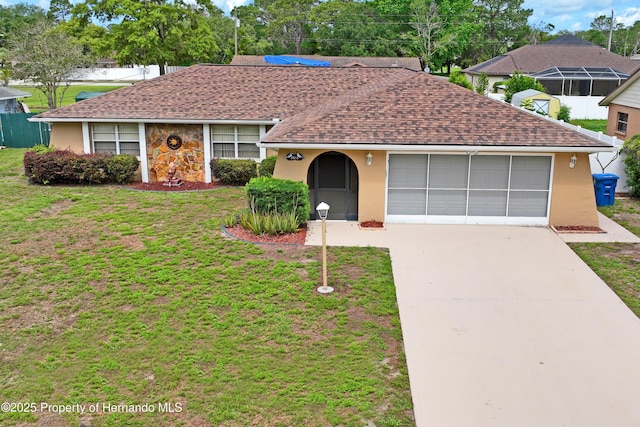 2013 Meredith Dr, Spring Hill, FL 34608 - ranch-style house with stucco siding, a shingled roof, and a front lawn