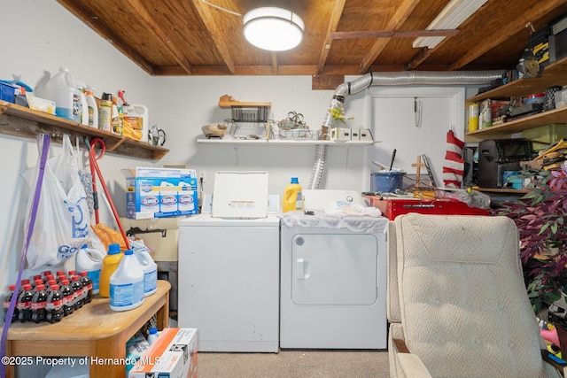9414 Northcliffe Blvd, Spring Hill, FL 34606 - laundry area featuring washer and dryer and laundry area