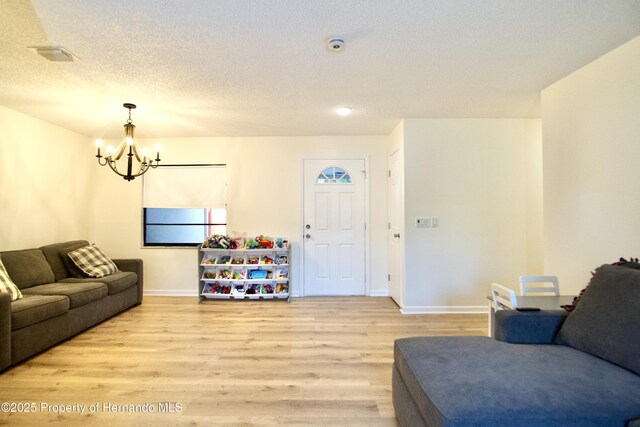 4605 Freshwind Ave, Tampa, FL 33624 - photo 12