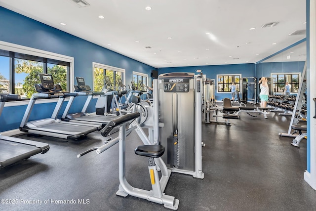 gym featuring visible vents and recessed lighting