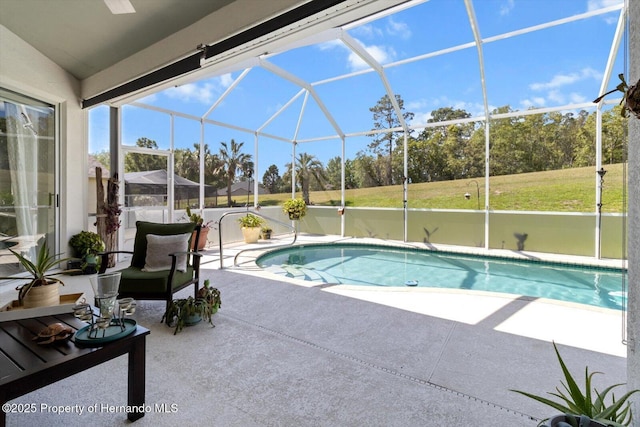 262 W Romany Loop, Beverly Hills, FL 34465 - outdoor pool with a lanai and a patio