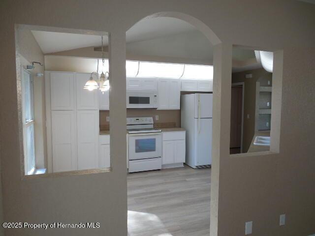 5278 Enfield Ave, Spring Hill, FL 34608 - photo 5
