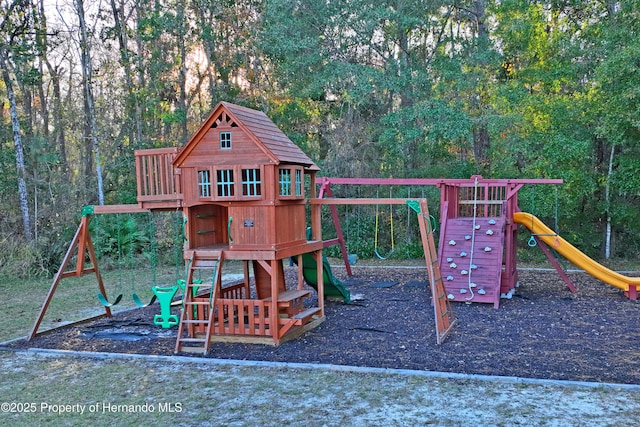 7353 Dogwood, Spring Hill, FL 34607 - view of playground