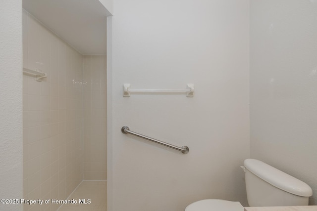 284 Quane Ave, Spring Hill, FL 34609 - full bath featuring toilet and tiled shower