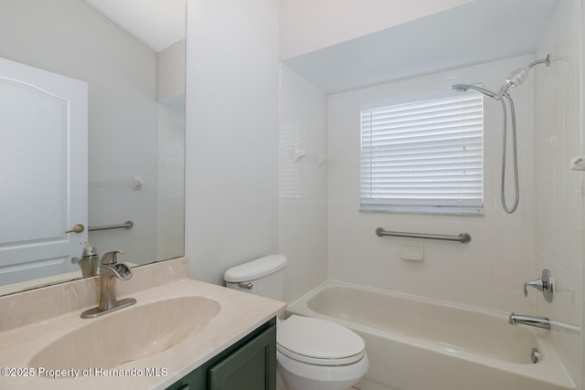 284 Quane Ave, Spring Hill, FL 34609 - bathroom with toilet, vanity, and shower / bathtub combination