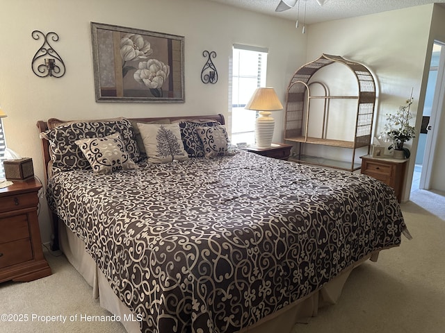 2351 Palm Springs Ct, Spring Hill, FL 34606 - bedroom featuring carpet