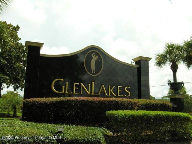 8420 Maybelle Dr, Weeki Wachee, FL 34613 - photo 54