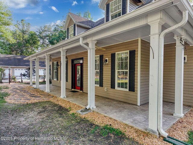 18308 Valor Path, Brooksville, FL 34604 - photo 5