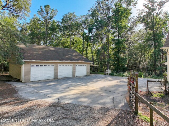18308 Valor Path, Brooksville, FL 34604 - photo 12