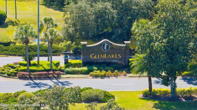 8308 Mobile Cir, Weeki Wachee, FL 34613 - view of community / neighborhood sign