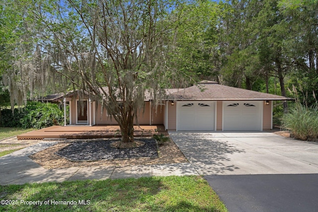 22063 Lake Lindsey Rd, Brooksville, FL 34601 - photo 1