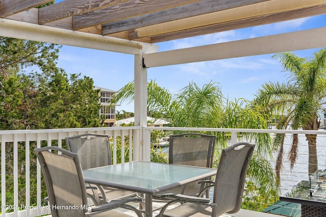 4523 Gulfstream Dr, Hernando Beach, FL 34607 - balcony featuring outdoor dining area