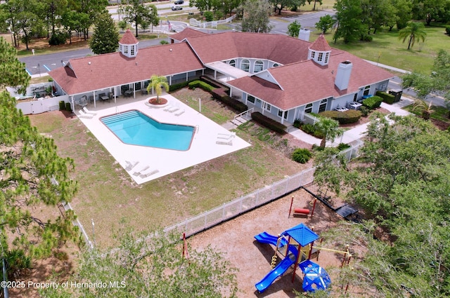 13417 Whitehaven Ct, Spring Hill, FL 34609 - view from above of property featuring a pool area