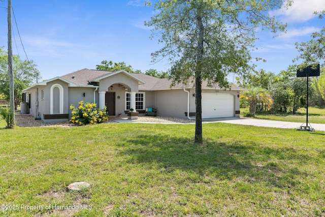 14031 Hexam Rd, Brooksville, FL 34613 - single story home featuring stucco siding, a garage, driveway, and a front lawn