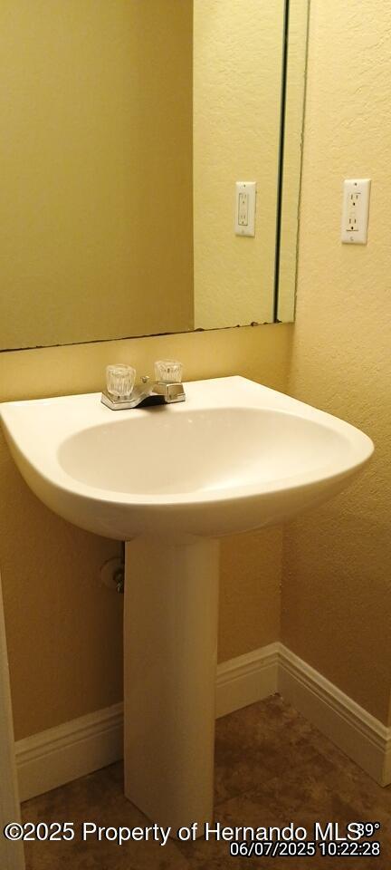 5011 Sunridge Palms Dr Unit 203, Tampa, FL 33617 - photo 46