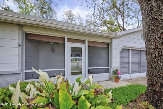 8619 Gold Pine Dr, Port Richey, FL 34668 - photo 4