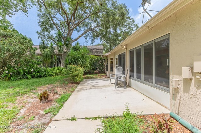 2481 Whispering Pines Ct, Spring Hill, FL 34606 - view of patio / terrace