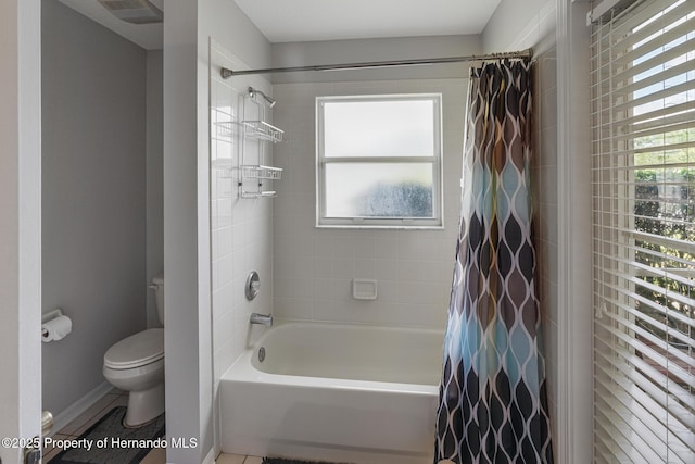 22316 Red Jacket, Land O Lakes, FL 34639 - bathroom with toilet, shower / bath combo, and baseboards