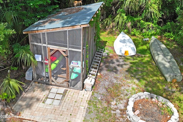 9766 W Smokey Ln, Crystal River, FL 34429 - view of yard with an outbuilding