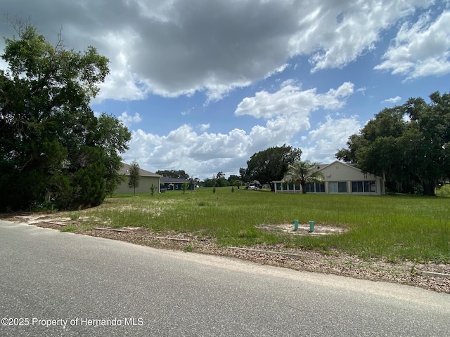 5449 Chestnut Ridge Rd, Dade City, FL 33523