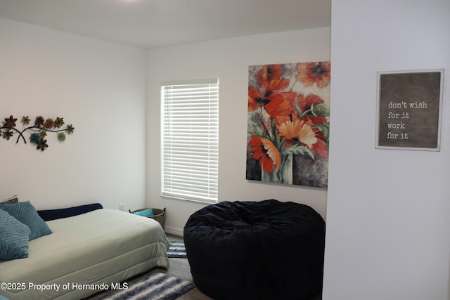 2001 W Royal Palm Dr, Dunnellon, FL 34434 - bedroom featuring baseboards