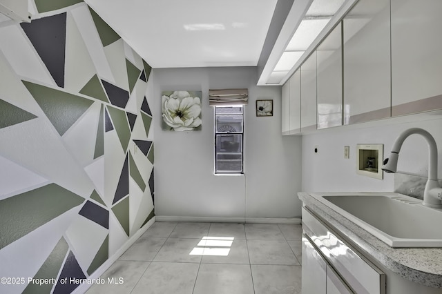 10277 Rosetti Ct, Spring Hill, FL 34608 - washroom with hookup for an electric dryer, hookup for a washing machine, cabinet space, and baseboards