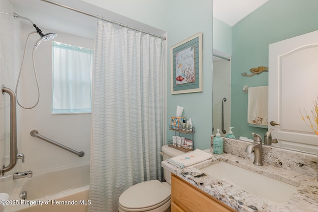 11404 Inman Ct, Spring Hill, FL 34609 - full bathroom featuring vanity, shower / bath combination with curtain, and toilet