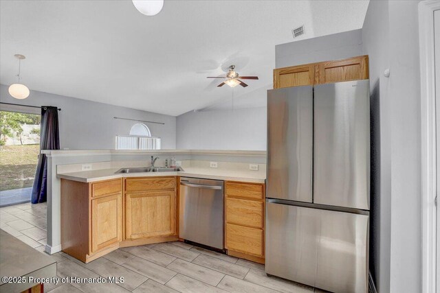5396 Berrien Ave, Spring Hill, FL 34608 - photo 18