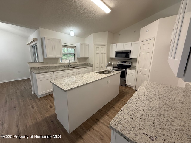 11308 Mahopac Rd, Weeki Wachee, FL 34614 - photo 7